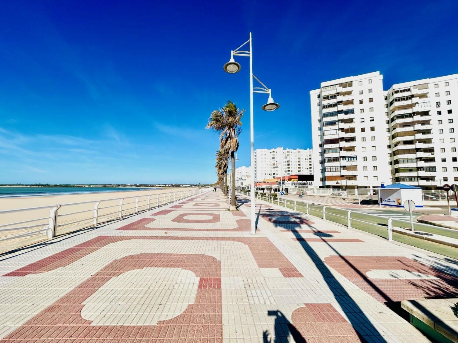 Gatu Arena " Preferente Mayores De 25 Anos Y Familias " El Puerto de Santa María Dış mekan fotoğraf