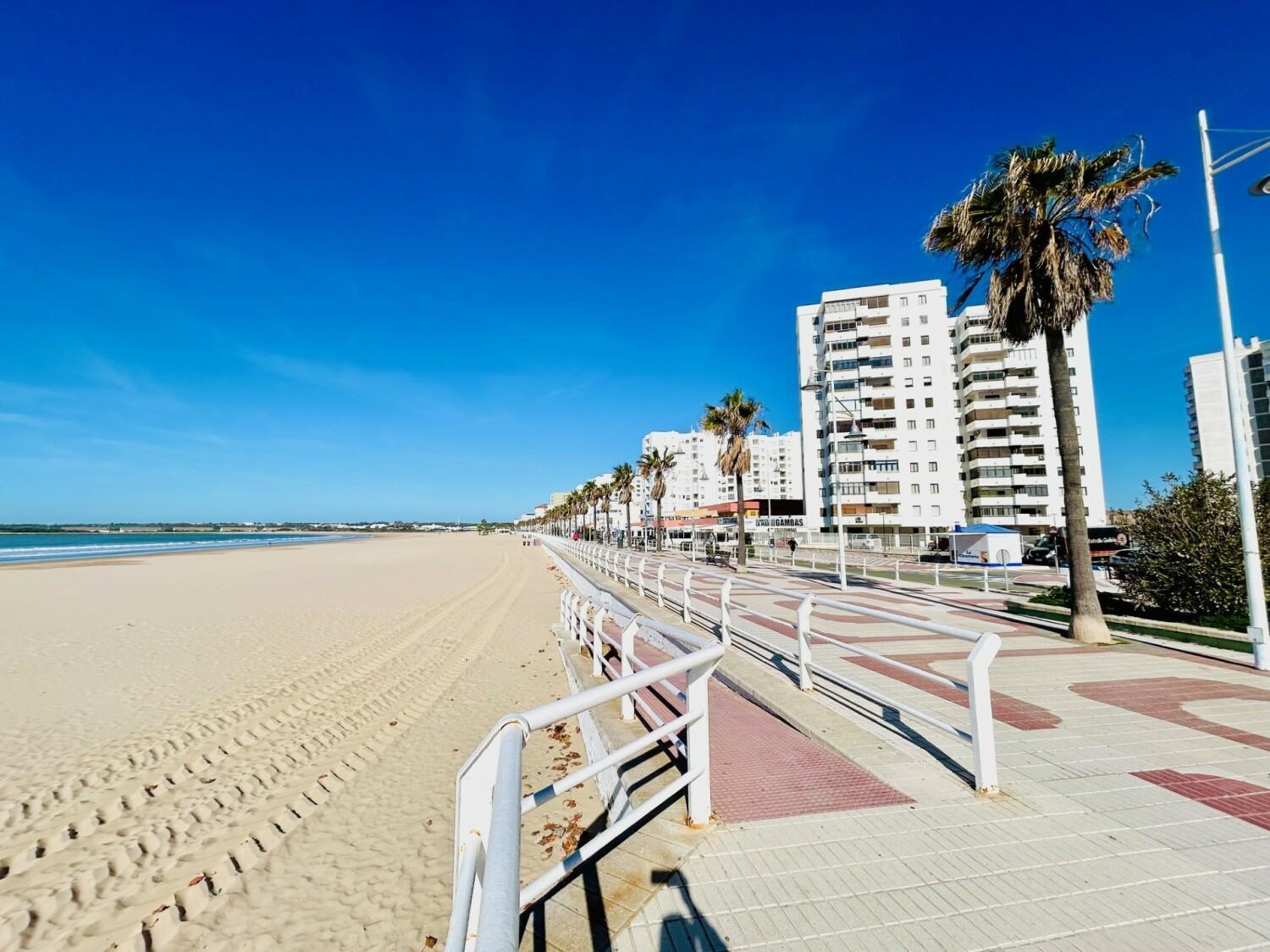 Gatu Arena " Preferente Mayores De 25 Anos Y Familias " El Puerto de Santa María Dış mekan fotoğraf