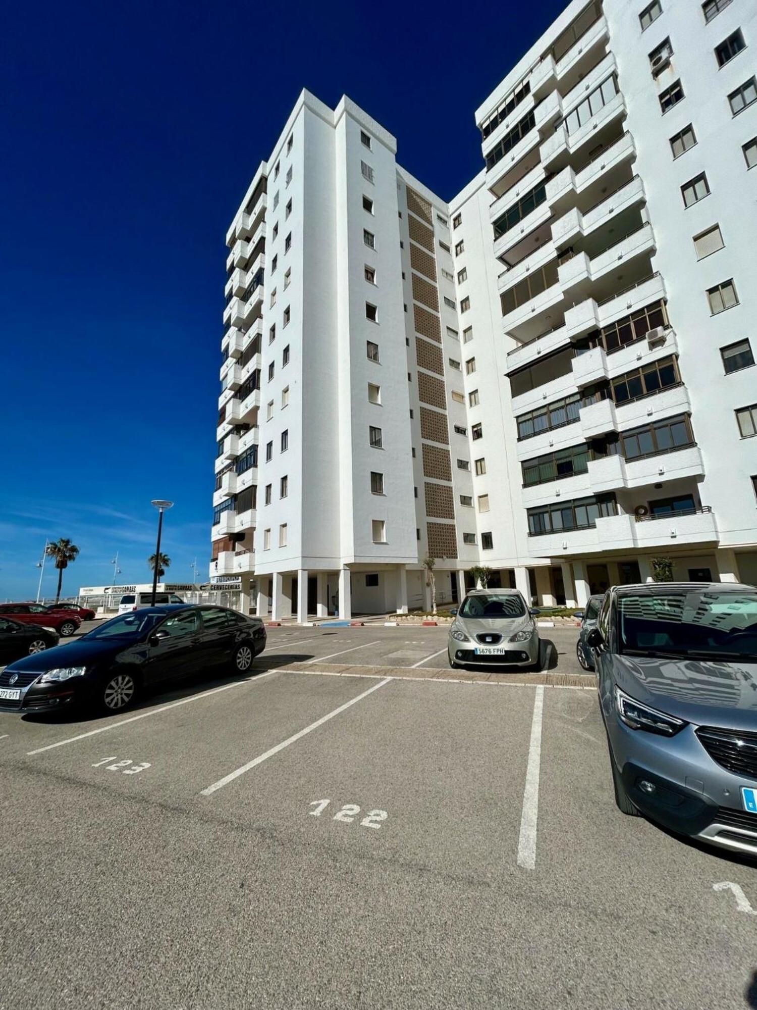 Gatu Arena " Preferente Mayores De 25 Anos Y Familias " El Puerto de Santa María Dış mekan fotoğraf